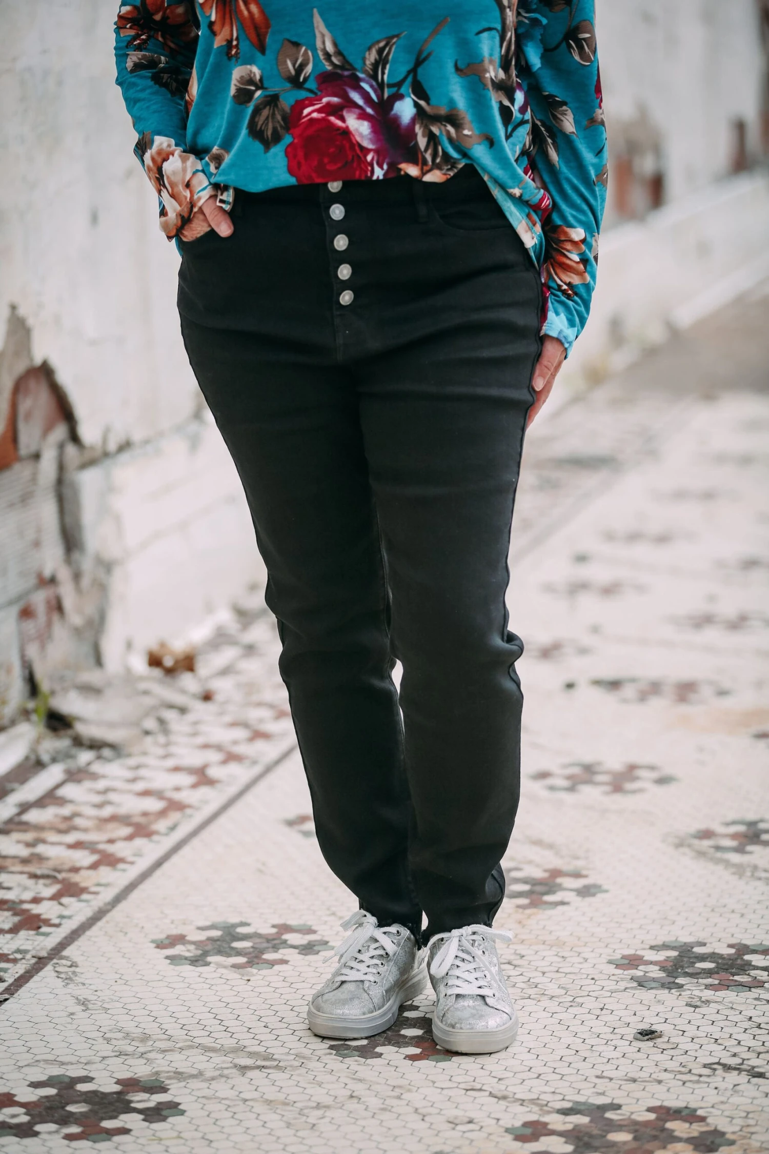 Black High Rise Denim - Image 4